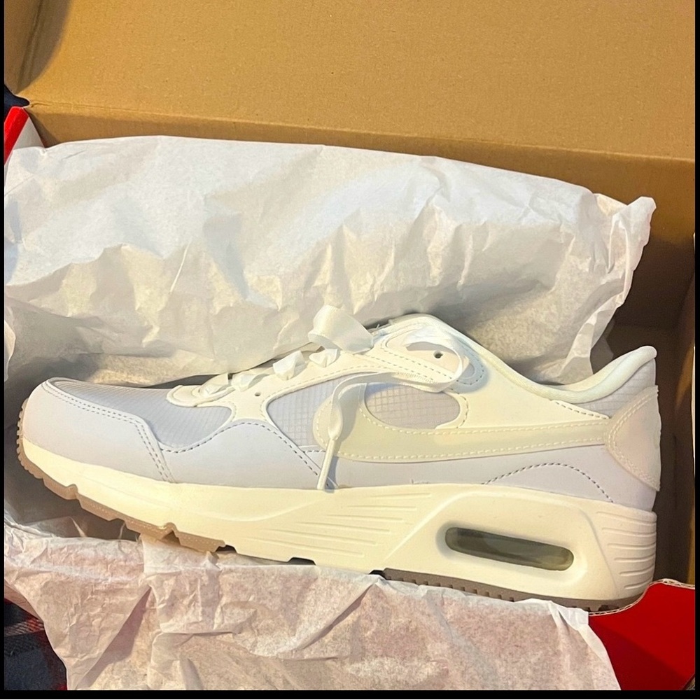 Nike Women's Light Blue Air Max Sneakers - FINAL PRICE
